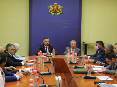 Министър Живков на работна среща с бизнеса