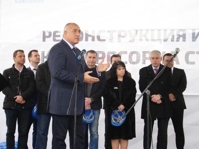 Министър-председателят Бойко Борисов по време на откриването на церемонията по въвеждане в експлоатация на компресорна станция 