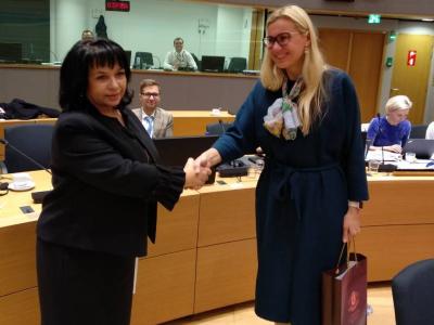 Българският енергиен министър Теменужка Петкова заедно с министъра на икономиката и инфраструктурата на Естония г-жа Кадри Симсон