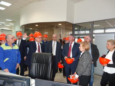 Deputy Minister Nikolov and Ambassador Ries visited the power plants AES and Contour Global