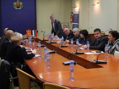 Теменужка Петкова: Проектите, по които работи България в газовата област, ще имат значение и за диверсификацията в Македония