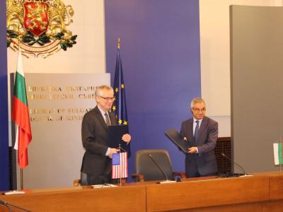 България и САЩ подписаха междуправителствено споразумение за сътрудничество в ядрената енергетика
