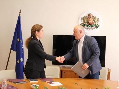 Кметове благодариха на министъра на енергетиката за бързата реакция по Програма ВЕЕЕЕС, финансирана от Финансовия механизъм на Европейското икономическо пространство, 2014-2021