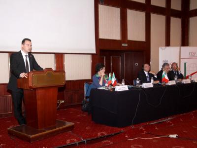 Заместник-министърът на енергетиката Жечо Станков по време на откриването на българо-италиански форум 