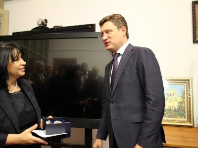 Министър Петкова се срещна с министър Новак
