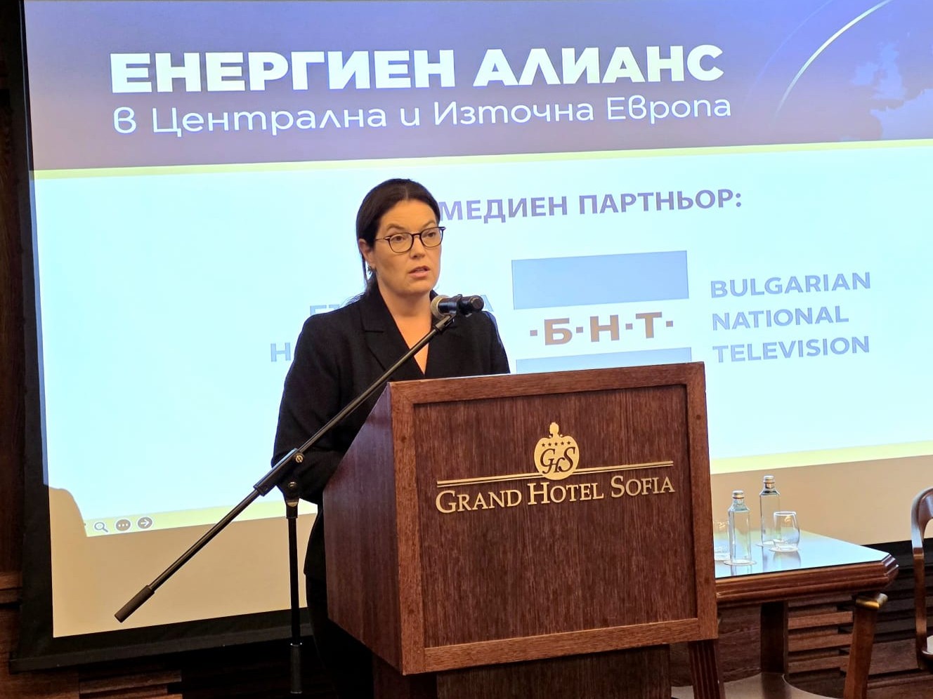 Министър Петрова: Европейската въглеродна политика трябва да дава ясен стимул за декарбонизация, но и достатъчна предвидимост за индустрията