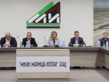 В присъствието на министър Николов бе подписан новият колективен трудов договор в 