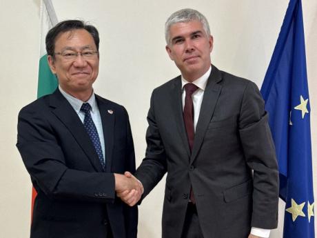 Министър Малинов и посланикът на Япония обсъдиха двустранното енергийно сътрудничество