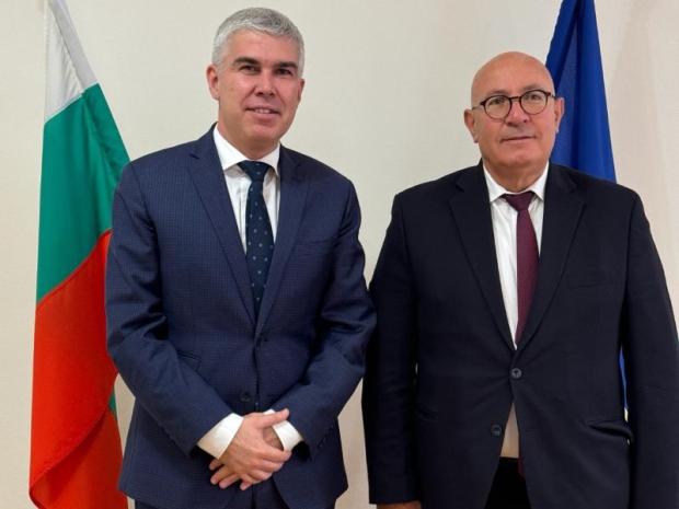 Министър Малинов и вицепрезидентът на ЕИБ обсъдиха сътрудничеството в процеса по енергиен преход