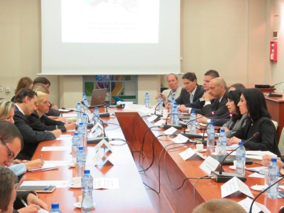 Специалният пратеник Хохстейн и министър Петкова обсъдиха енергийната сигурност в региона на Югоизточна Европа