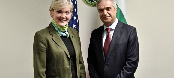 Енергийната сигурност, диверсификацията и новите ядрени мощности бяха акценти в срещата на български министри с енергийния секретар на САЩ във Вашингтон
